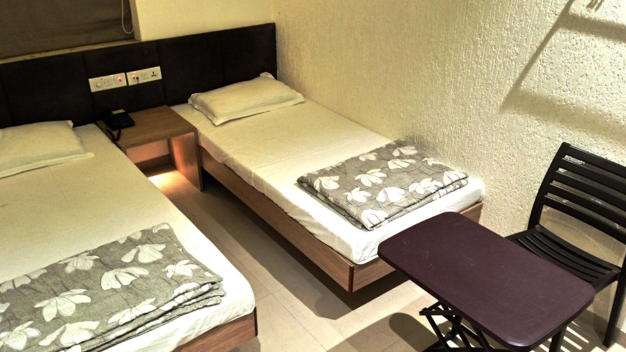 Hotel Ramniwas Jālgaon Exterior foto